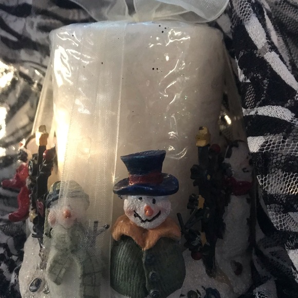 Snowman Candle and Metal Decoration Duo - Picture 5 of 9